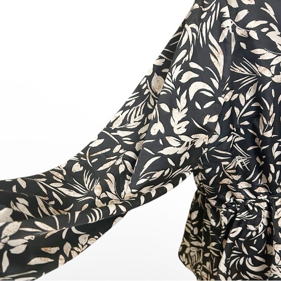 Gilli Blouse - Picture 5 of 7